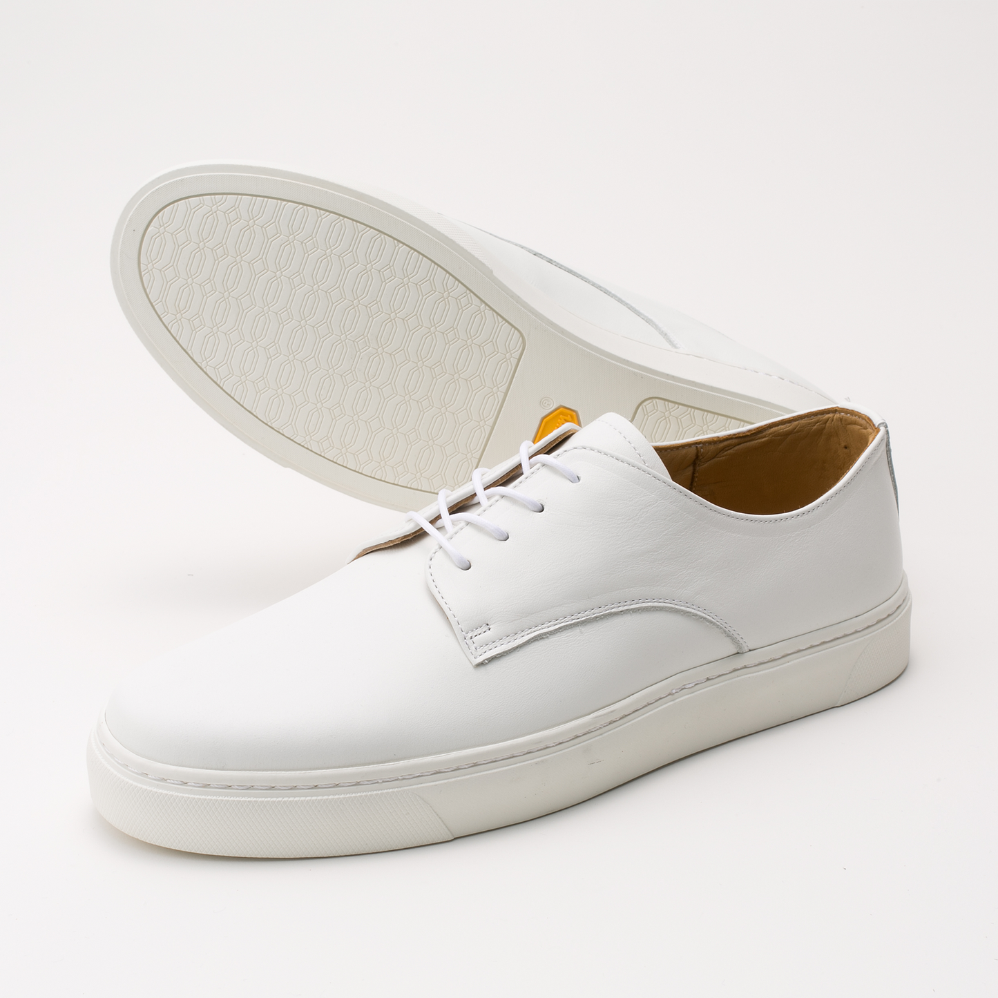 【Bath バース/ホワイト】 ビジネススニーカー レザースニーカー 白 メンズ・レディース – TOSS